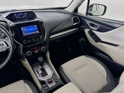 Used 2020 Subaru Forester Premium image 21