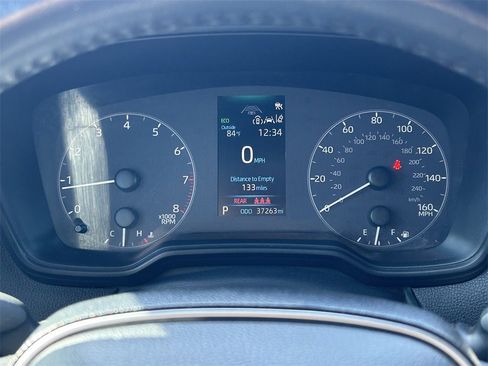 Used 2023 Toyota Corolla SE image 30