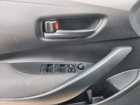 Certified 2025 Toyota Corolla LE FWD image 20