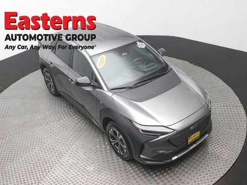 Used 2023 Subaru Solterra AWD image 3