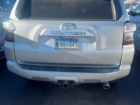 Used 2018 Toyota 4Runner SR5 AWD/4WD image 2