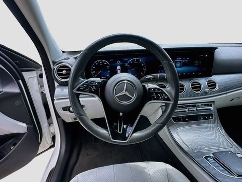 Used 2022 Mercedes-Benz E 350 Sedan image 11