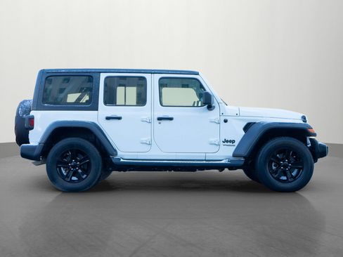 Used 2021 Jeep Wrangler Unlimited Sport image 8