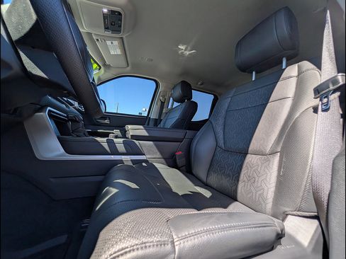 Used 2023 Toyota Tundra Limited w/ TRD Off-Road Package AWD/4WD image 28