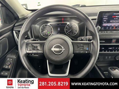 Used 2024 Nissan Rogue SV image 27