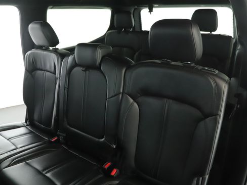 Used 2022 Jeep Wagoneer Series I AWD/4WD image 6