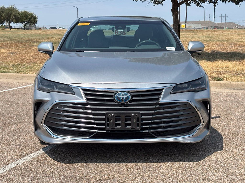 Certified 2021 Toyota Avalon Limited w/ Advanced Safety Package FWD image 3