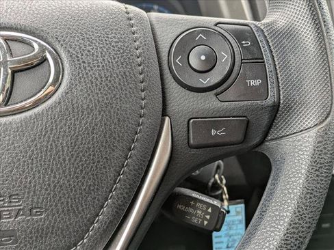 Used 2017 Toyota RAV4 LE image 16