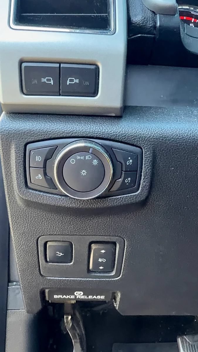 Used 2019 Ford F250 4x4 Crew Cab Super Duty image 9