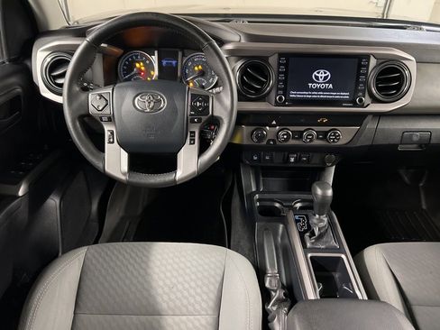 Used 2020 Toyota Tacoma SR5 w/ Technology Package image 9