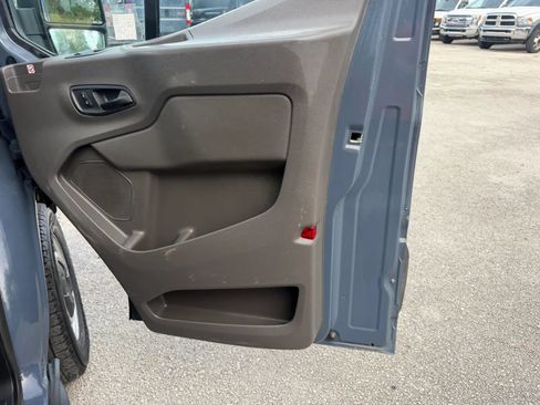 Used 2020 Ford Transit 250 148 High Roof Extended RWD image 15