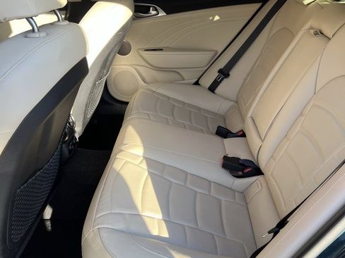 Used 2023 Kia Stinger GT2 image 16