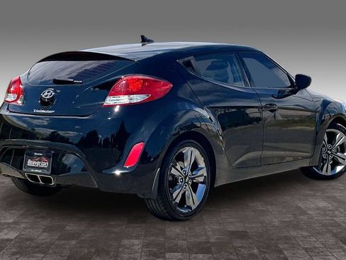 Used 2016 Hyundai Veloster w/ Option Group 02 FWD image 13