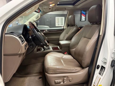 Used 2016 Lexus GX 460 image 15