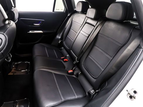 Certified 2025 Mercedes-Benz GLC 300 GLC 300 SUV image 10