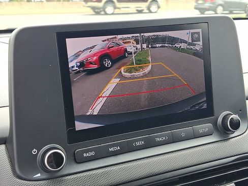 Used 2023 Hyundai Kona SEL AWD/4WD image 18