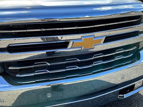 Certified 2020 Chevrolet Silverado 1500 LTZ w/ LTZ Plus Package image 28