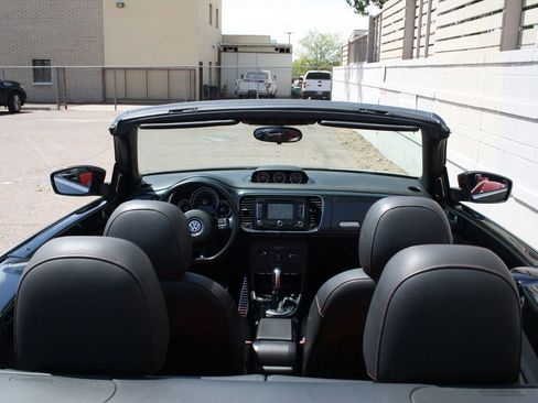 Used 2014 Volkswagen Beetle R-Line image 13