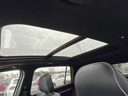 Used 2025 Jeep Wagoneer S Limited w/ Comfort Package image 19