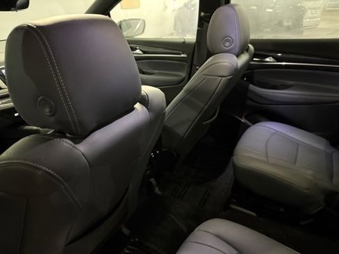 Used 2024 Buick Enclave Premium w/ Experience Buick Package image 30