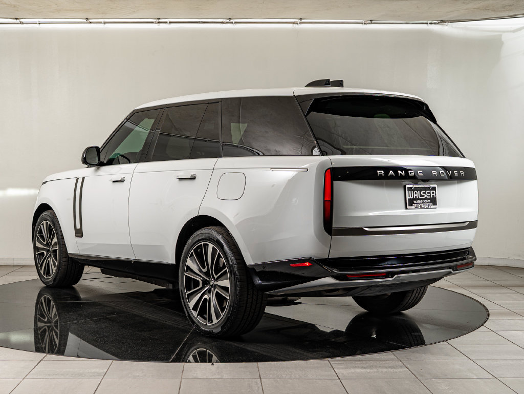 Used 2025 Land Rover Range Rover Autobiography AWD/4WD image 7