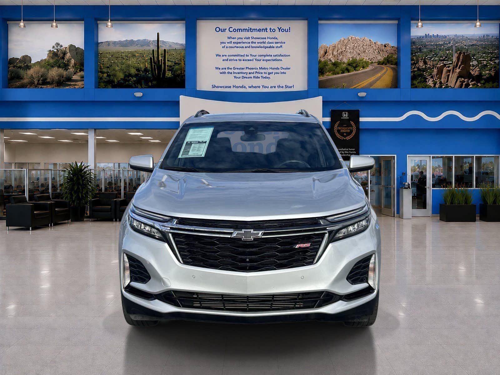 Used 2022 Chevrolet Equinox RS w/ RS Leather Package FWD image 5