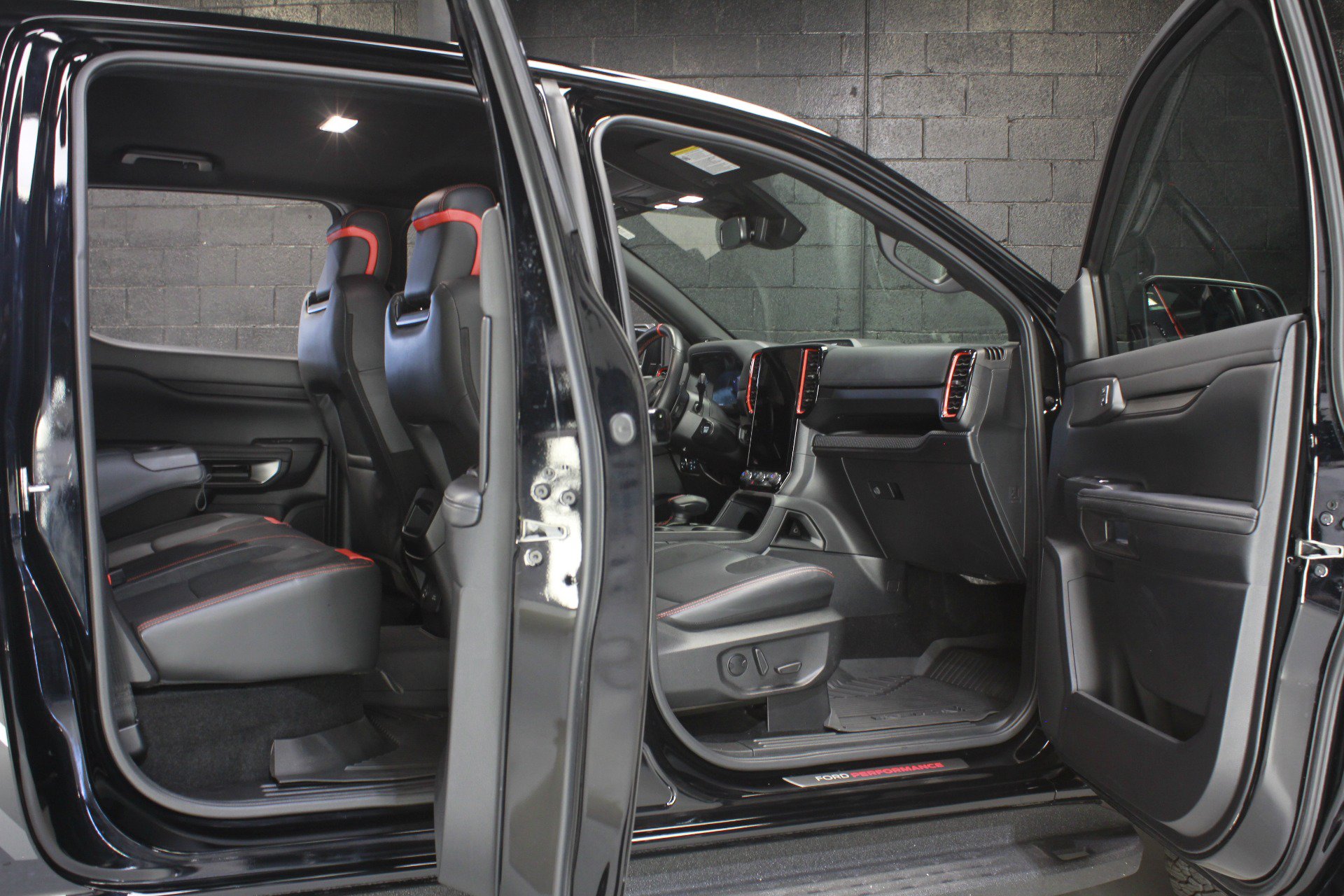 Used 2025 Ford Ranger Raptor AWD/4WD image 40