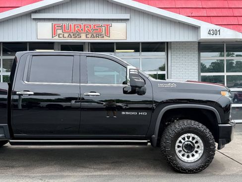 Used 2022 Chevrolet Silverado 3500 High Country w/ Z71 Off-Road Package AWD/4WD image 11