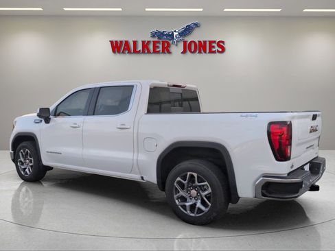 New 2025 GMC Sierra 1500 SLE w/ Preferred Package image 5