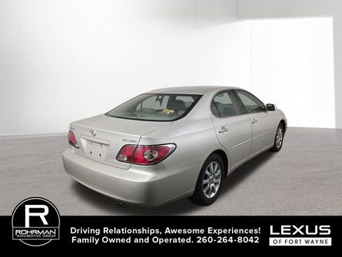 Used 2004 Lexus ES 330 image 3