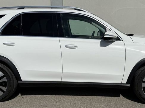 Used 2025 Mercedes-Benz GLE 350 4MATIC image 3