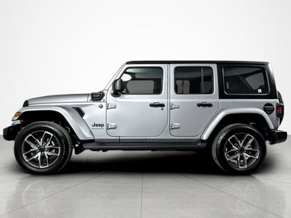 Used 2024 Jeep Wrangler Unlimited w/ Convenience Group