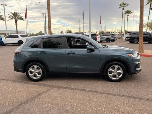 Used 2025 Honda HR-V LX image 7