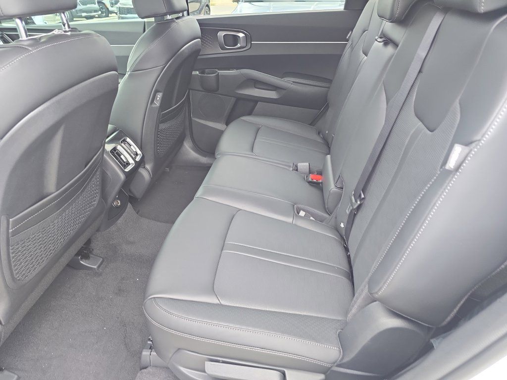 New 2026 Kia Sorento S AWD/4WD image 16