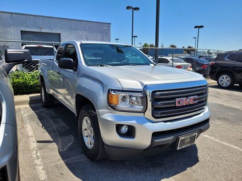 Used 2020 GMC Canyon W/T w/ Convenience Package RWD image 3