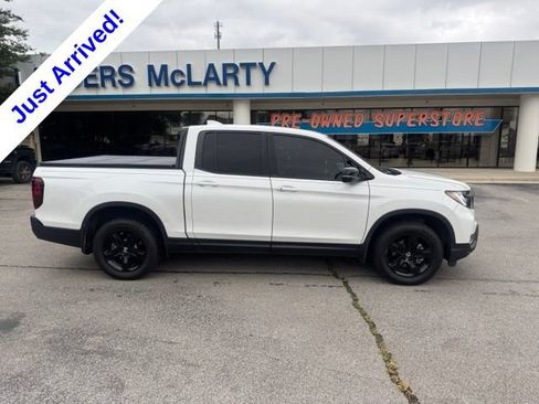 Used 2023 Honda Ridgeline Black Edition image 2