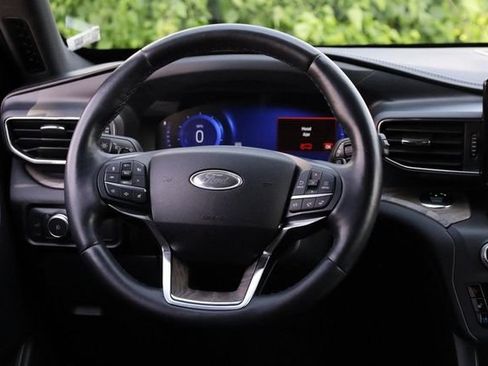 Used 2020 Ford Explorer Platinum AWD/4WD image 26