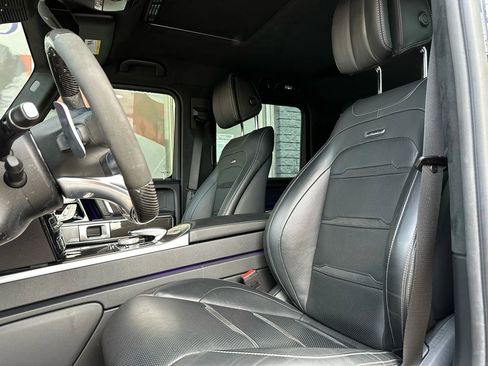 Used 2019 Mercedes-Benz G 63 AMG 4MATIC w/ Night Package image 10