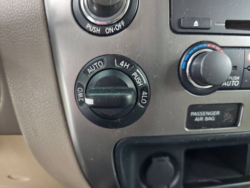 Used 2012 Nissan Armada SV AWD/4WD image 26