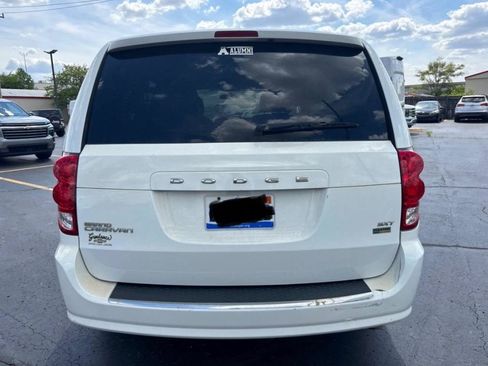Used 2014 Dodge Grand Caravan SXT FWD image 6