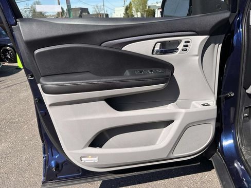 Used 2023 Honda Ridgeline RTL-E image 8