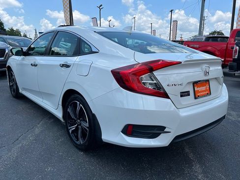 Used 2017 Honda Civic Touring image 5