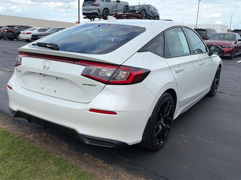 Used 2024 Honda Civic Sport image 9