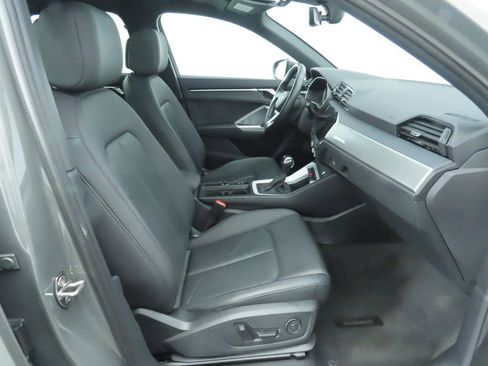 Used 2023 Audi Q3 2.0T Premium w/ Convenience Package image 20