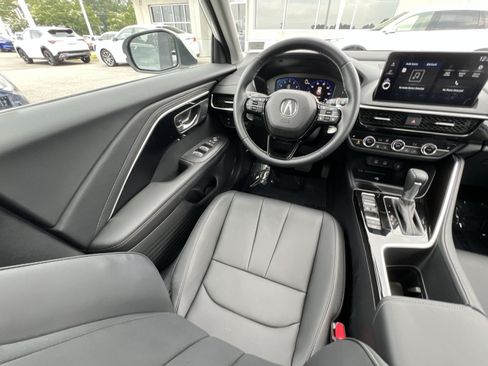 Certified 2025 Acura ADX FWD image 4