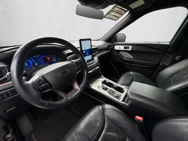 Used 2020 Ford Explorer Platinum w/ Premium Technology Package AWD/4WD image 10