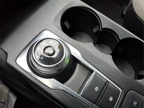 Used 2022 Ford Escape SE image 22