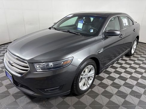 Certified 2019 Ford Taurus SEL w/ Equipment Group 201A image 3