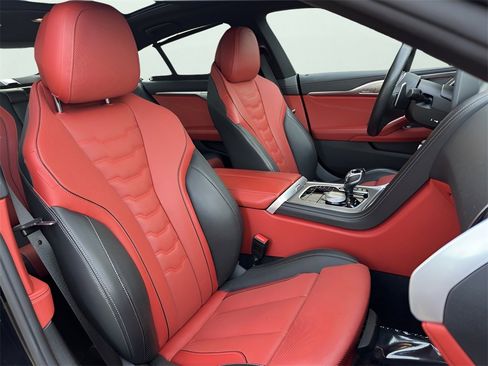 Used 2025 BMW 840i xDrive w/ M Sport Professional Package image 14