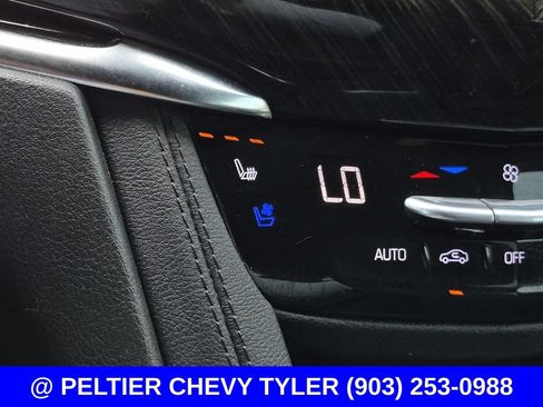 Used 2021 Cadillac XT6 Premium Luxury FWD image 27